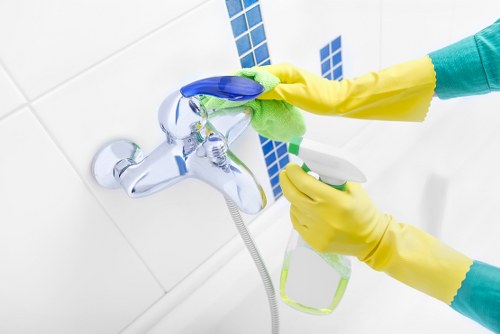 Office carpet cleaning for shared spaces in Finsbury Park